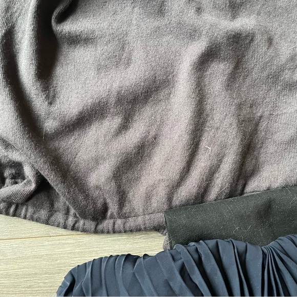 Cashmere Bryn Walker Grey Draped Vest - Picture 11 of 15